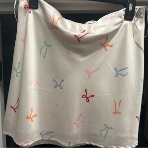 Stylish White Bow Pattern Mini Skirt